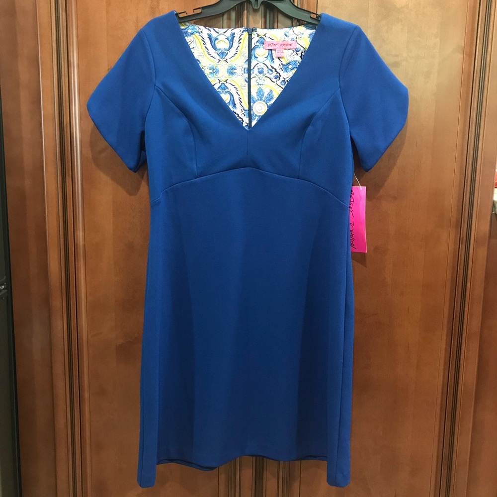 Betsey Johnson V neck dress